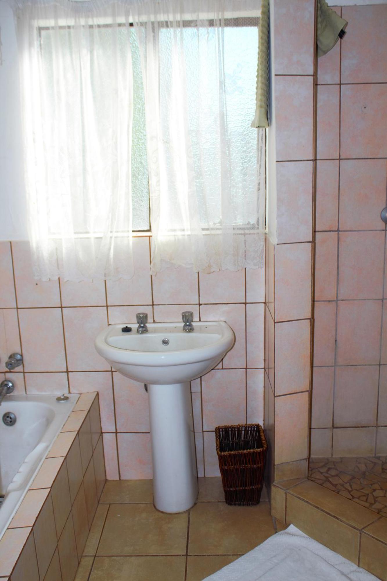 Ditsem Guest Farm Upington Bagian luar foto